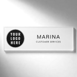 Firmenlogo und Name des Unternehmensmitarbeiters Namenschild