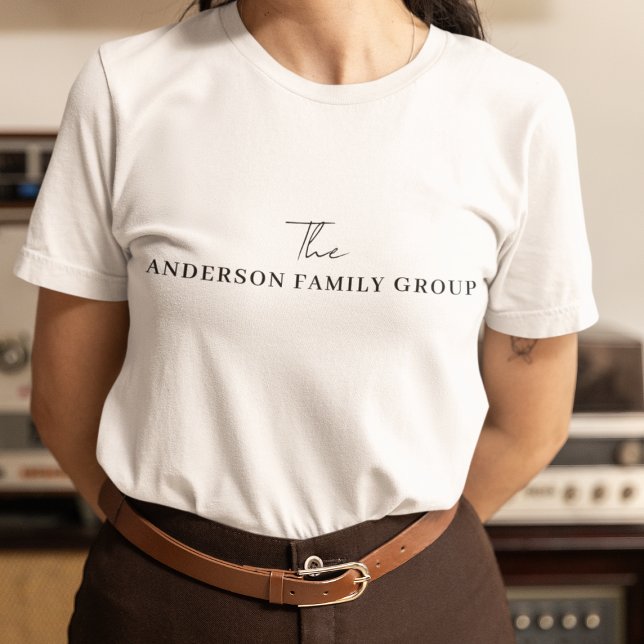 Firmenname Branding Black Script T-Shirt (Von Creator hochgeladen)