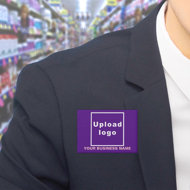 Firmenname und Logo auf der Lila Schaltfläche "Rec Button (Business name and logo on purple rectangle button)