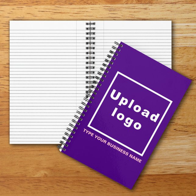 Firmenname und Logo auf Lila SpiralNotebook Notizbuch (Build brand name awareness. Your business logo and name on purple color cover of spiral notebook.)
