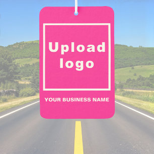 Firmenname und Logo auf Pink Air Freshener Autolufterfrischer