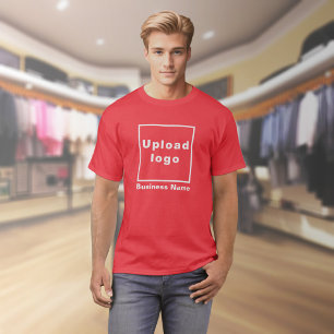 Firmenname und Logo auf Rotem T - Shirt