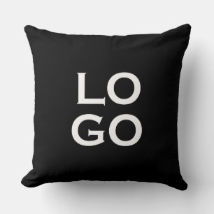 Firmenspezifische oder geschäftliche Logo auf schw Kissen