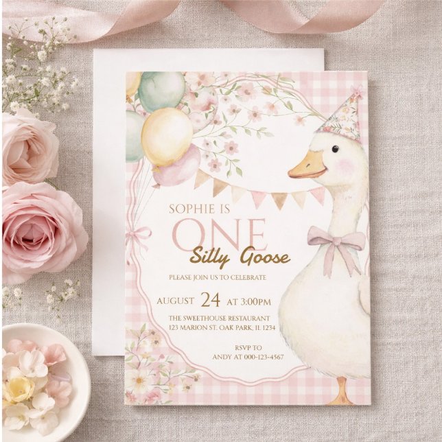 First birthday invitation with a fun goose design einladung (Von Creator hochgeladen)