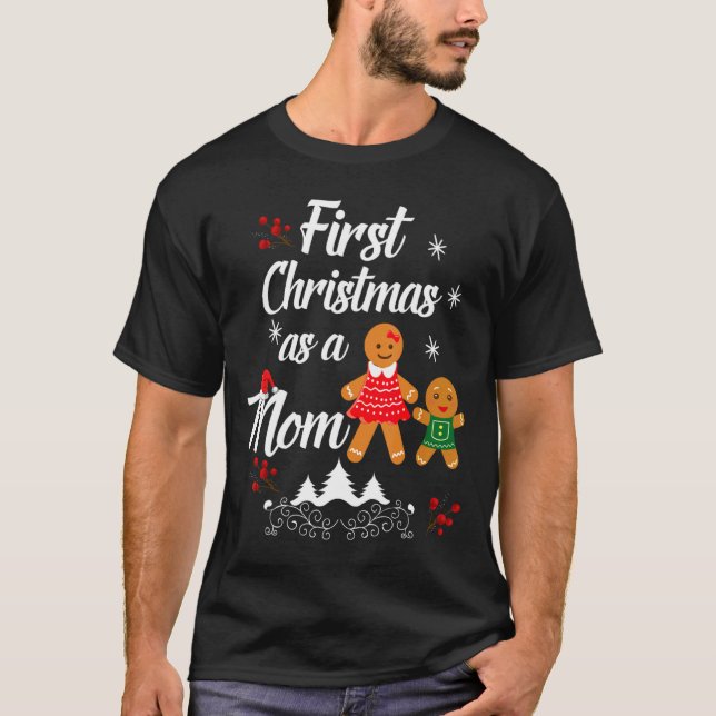 First Christmas As A Mom New Mom Xmas Gift  T-Shirt (Vorderseite)
