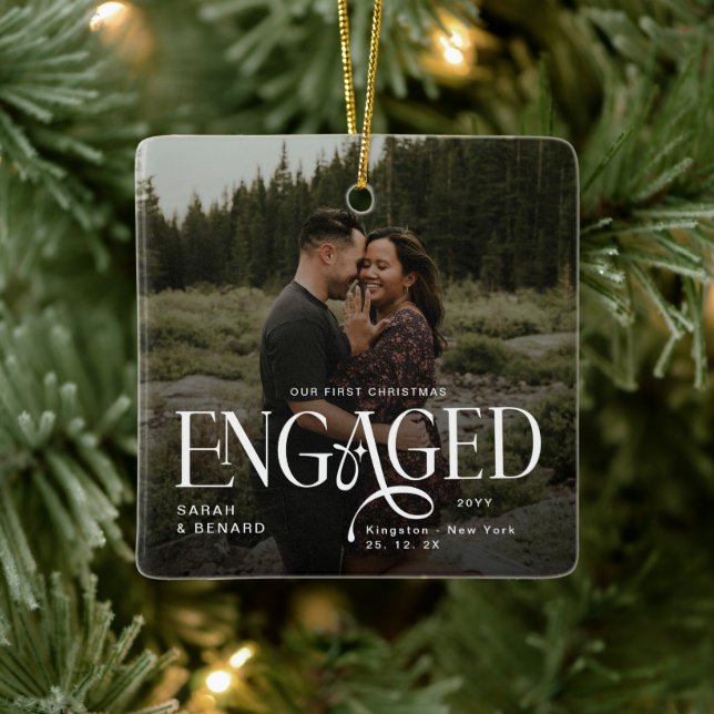 First Christmas Engaged  Chic Couples 2 Photos Keramikornament (Baum)