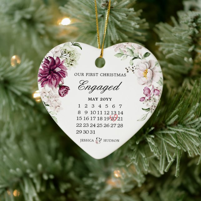 First Christmas Engaged With Calendar Floral Keramik Ornament (Baum)