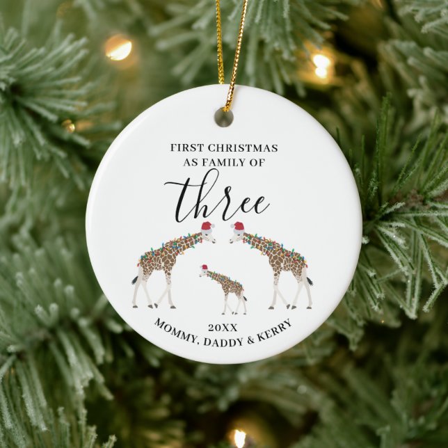 First Christmas Family of Three Cute Giraffes Keramik Ornament (Baum)