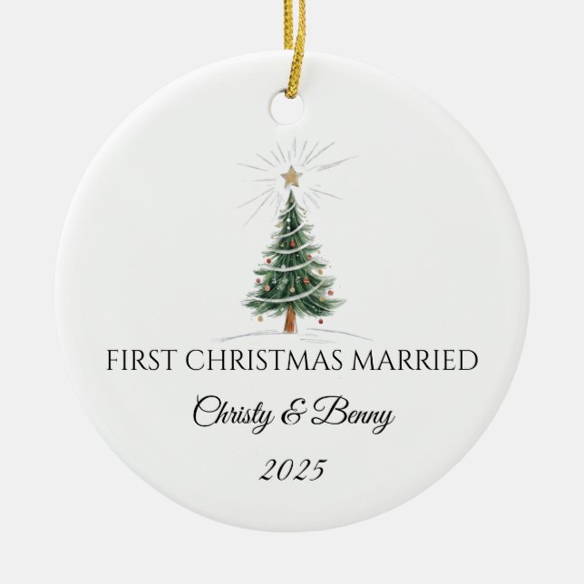 First Christmas Married 2025 Personalized Ornament (Vorne)