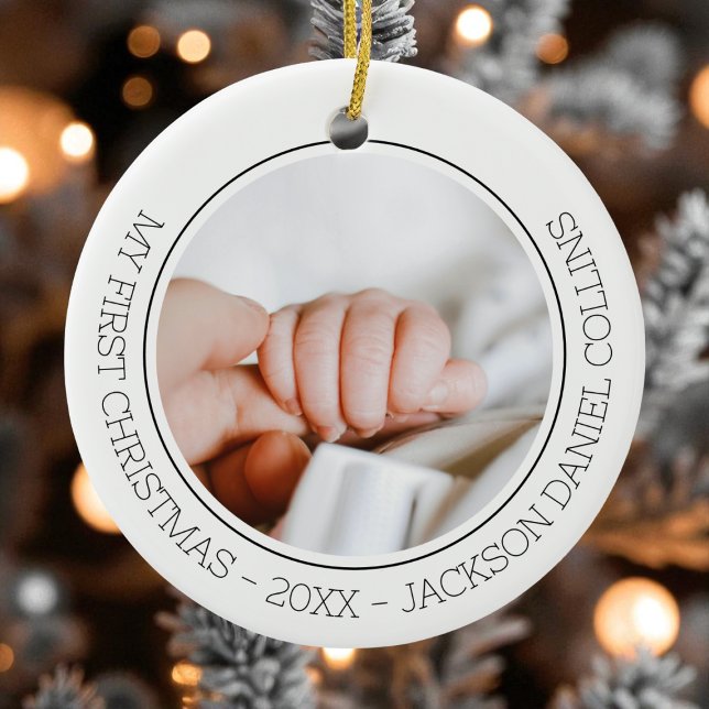 First Christmas Modern Simple Baby 2 Foto Newborn Keramik Ornament (First Christmas Modern Simple Baby 2 Photo Newborn Ceramic Ornament)
