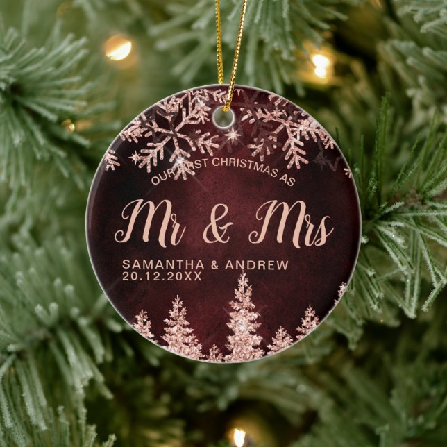 First Christmas Mr & Mrs. Rose gold Glitter snow Keramik Ornament (Baum)