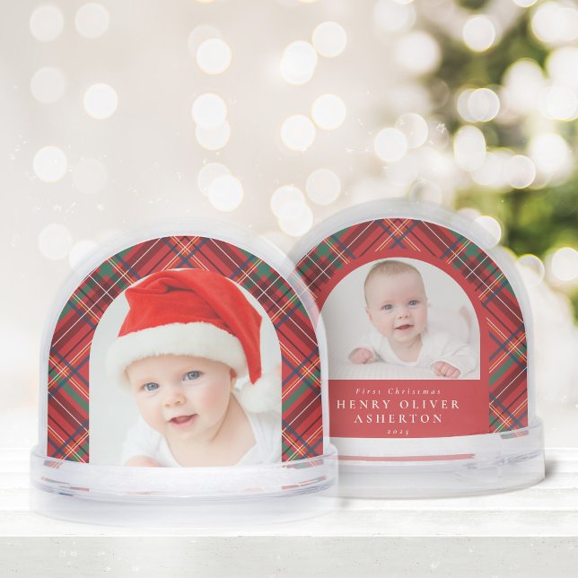 First Christmas red plaid two photo snow globe Schneekugeln (Von Creator hochgeladen)