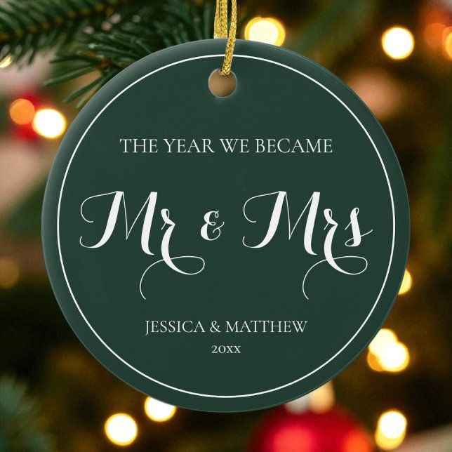 First Christmas Verheiratet Simple Elegant Mr. and Keramik Ornament (First Green Christmas Married Simple Elegant Mr and Mrs Ceramic Ornament)