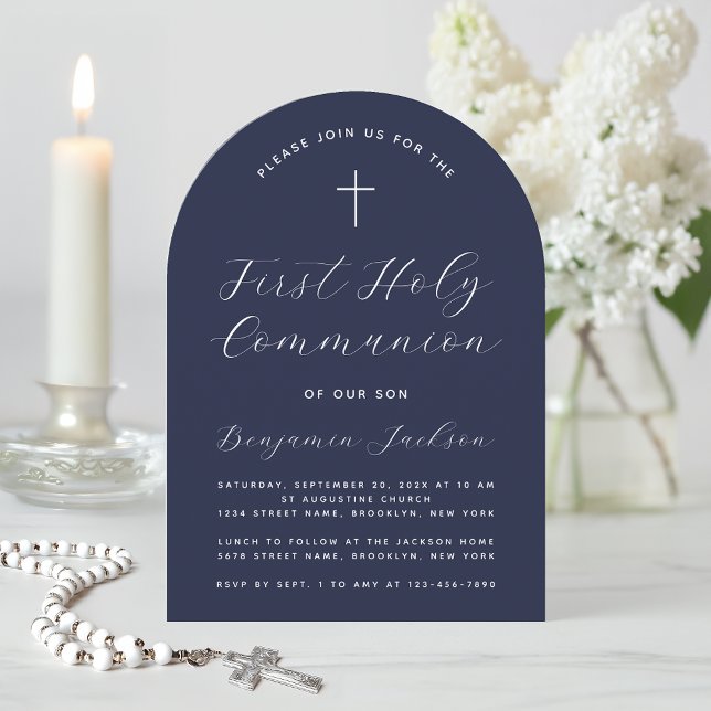 First Communion Arch Navy Blue Simple Script Boy Einladung (Von Creator hochgeladen)