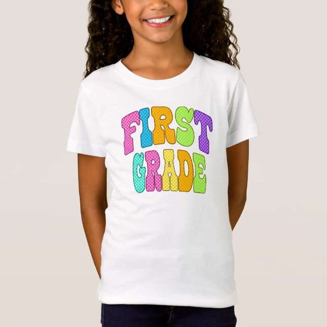 First Grade Flair: Bursting into Bright Beginnings T-Shirt (Vorderseite)