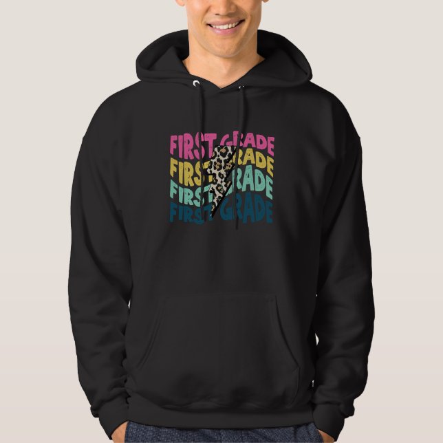 First Grade Leopard Lightning Bolt Teacher Back To Hoodie (Vorderseite)