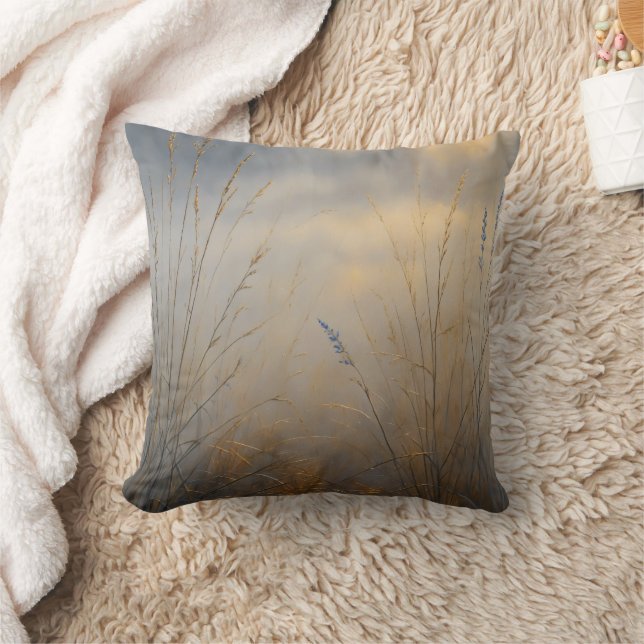 First Light Kin Becoming Throw Pillow Kissen (Decke)
