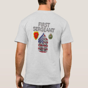 First Sergeant der 25. Infanteriedivision T-Shirt