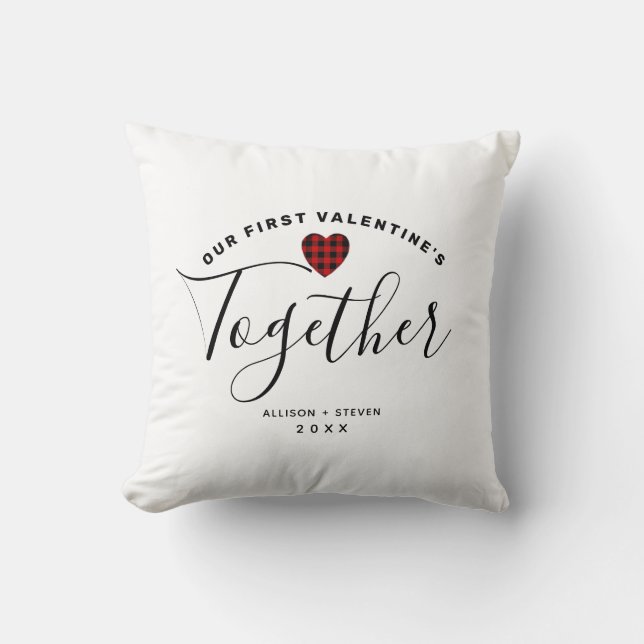 First Valentine's Together Couples Heart Monogram Kissen (Vorderseite)