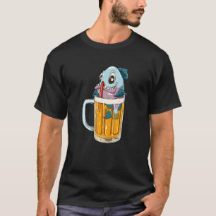 Fisch, der Bier für Biertrinker trinkt T-Shirt