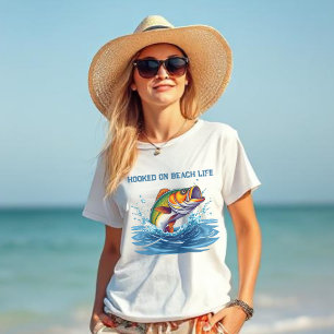 Fisch in Strandnähe T-Shirt