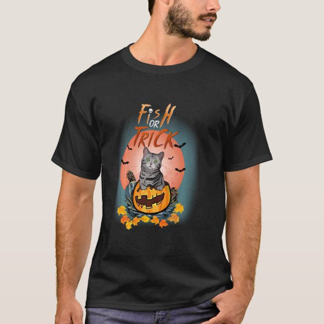 Fisch oder Behandle schwarze Katze Kürbis Streich  T-Shirt (Vorderseite)