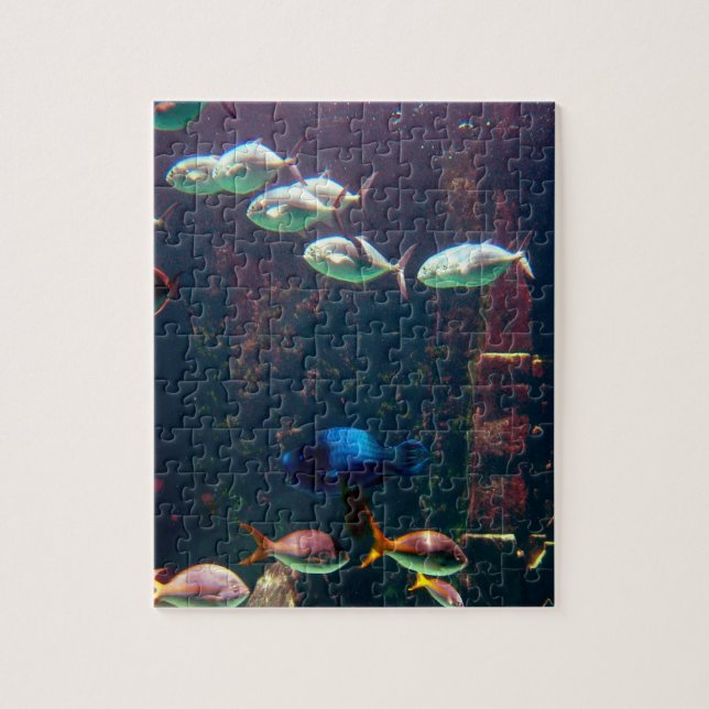 Fische im Aquarium Puzzle (Vertikal)