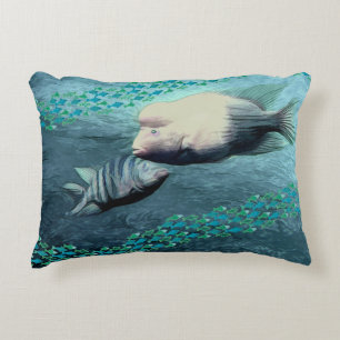 Fische in der grünen See Dekokissen