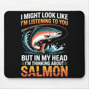 Fischer Angler denkt an Lachsfischen Mousepad