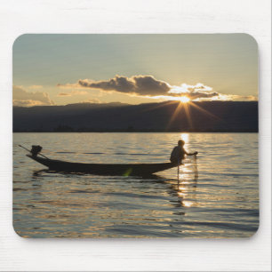 Fischer bei Sonnenuntergang Mousepad