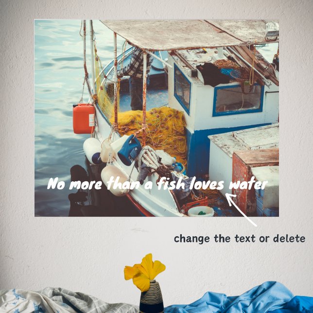 Fischerboot an der Mittelmeerküste Poster (Von Creator hochgeladen)