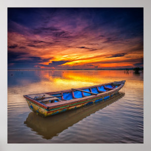 Fischerboot bei Sonnenaufgang   Strand Jubakar Poster