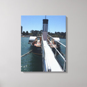 Fischerboot im Hafen Leinwanddruck