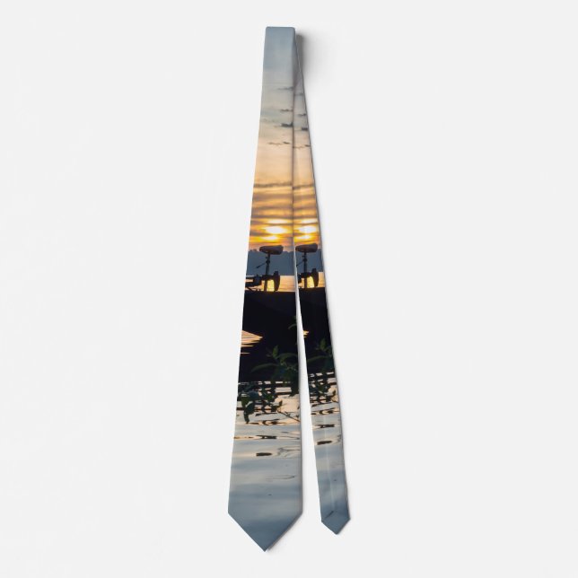 Fischerboot Sunrise Neck Tie Krawatte (Vorderseite)