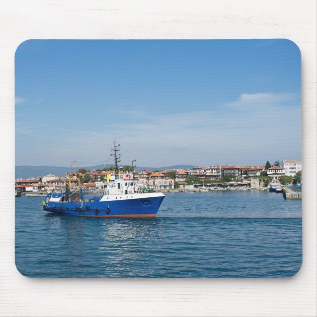 Fischerboot zum Meer Mousepad (Vorne)