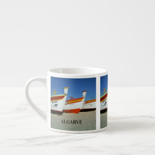 Fischerboote auf dem Foto der Algarve Espressotasse