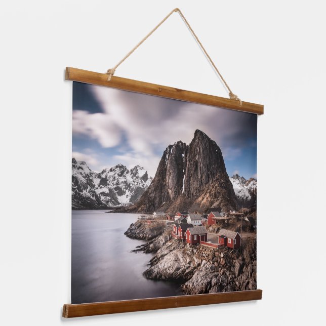 Fischerdorf Lofoten Wandteppich Mit Holzrahmen (Gewinkelt)