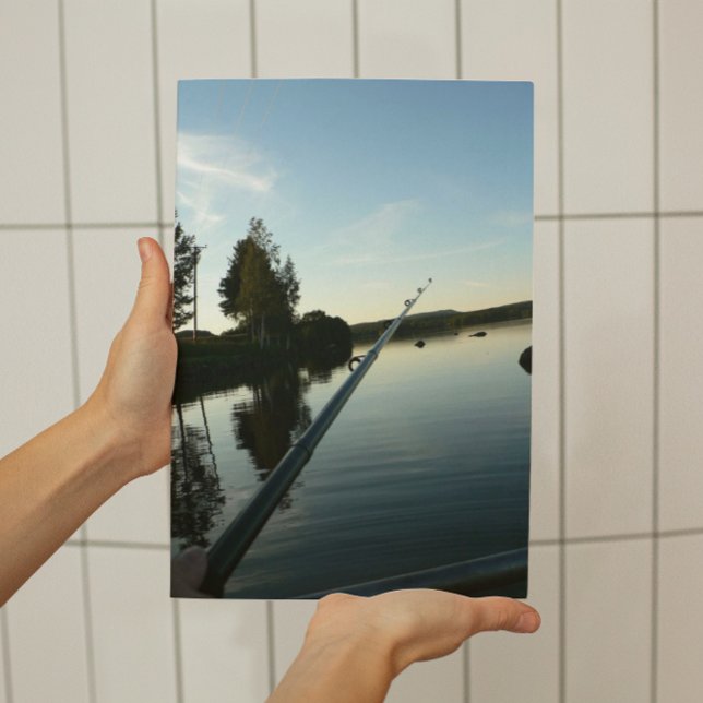 Fischerei am See in der Dämmerung Klein Poster (Von Creator hochgeladen)