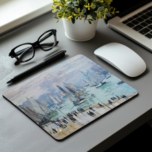 Fischereifahrzeuge, die den Hafen Verlassend | Cla Mousepad (Von Creator hochgeladen)