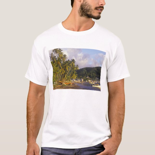 Fischereifahrzeuge, Soufriere, St. Lucia, Karibik T-Shirt (Vorderseite)