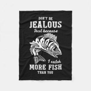 Fischgeschenk mehr Fisch als du Fleecedecke