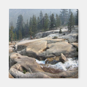 Fischkreuz Wasserfälle im Cascade Valley - Sierra Magnet