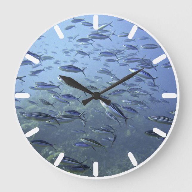 Fischmuschel. Tauchen unter Wasser. Große Wanduhr (Vorderseite)
