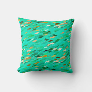 Fischschule, Aqua, Green und Gold Kissen