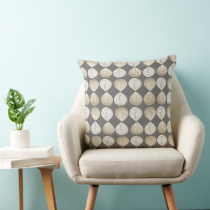 Fish Head Blätter Old Gold White Gray Kissen
