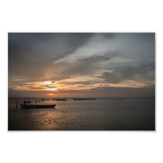 Fisherman at Sunset at the Beach Fotodruck (Vorne)