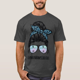 Fishermans Ehefrau Life Messy Bun Fisher man Ehefr T-Shirt