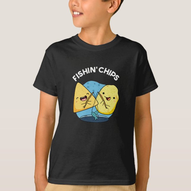 Fishin Chips Funny Food Pub Dark BG T-Shirt (Vorderseite)
