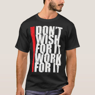 Fitness-Gymnastikunternehmer in T-Shirt