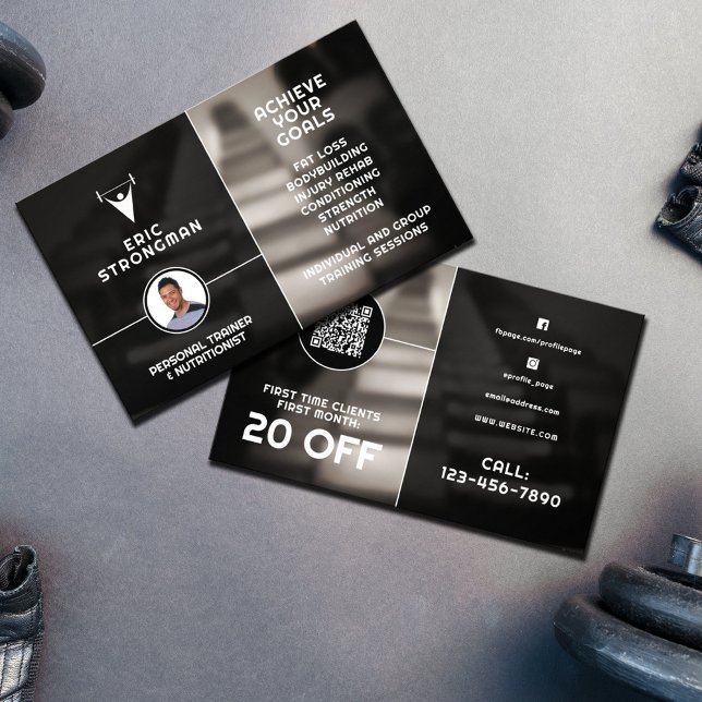 Fitnessstudio inspiriert Fitness Trainer Flyer (Von Creator hochgeladen)